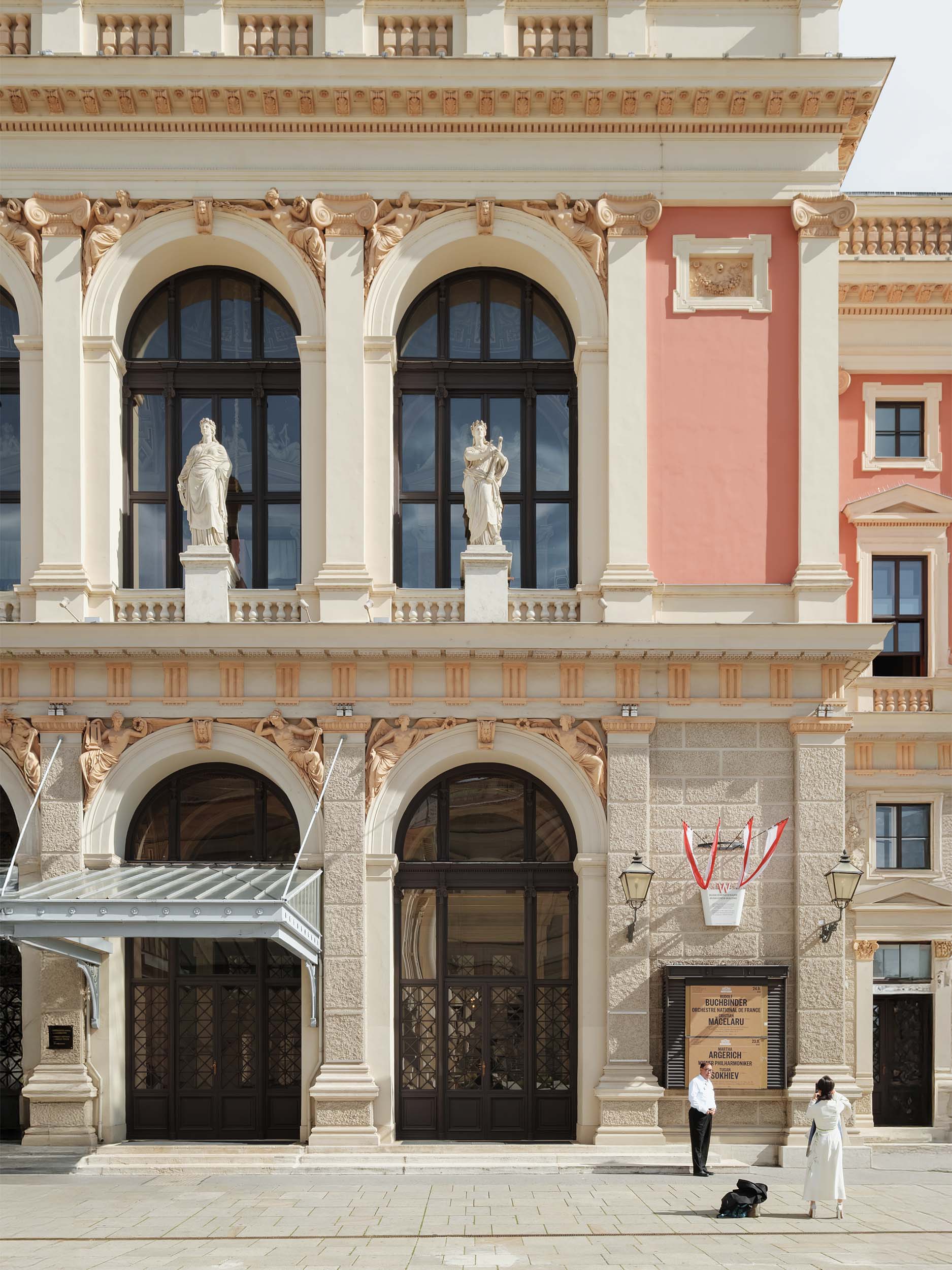 Orjentkaj Station in Kopenhagen - Architekturfotografie von Patrick Johannsen